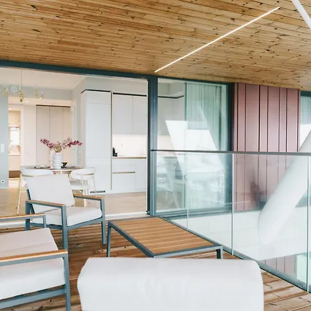 Luxury Living With Breathtaking Panoramic Views * Reval