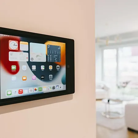 Luxury Living With Breathtaking Panoramic Views Apartment