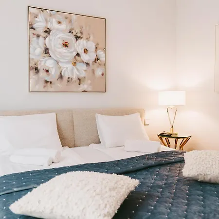 Apartment Luxury Living With Breathtaking Panoramic Views Tallinn