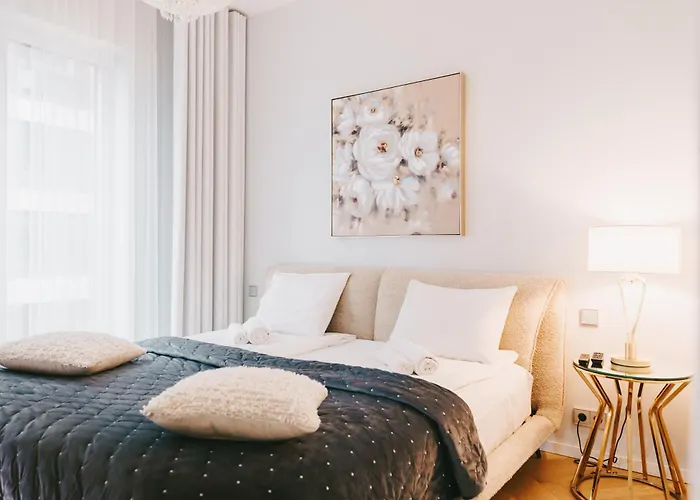 Luxury Living With Breathtaking Panoramic Views